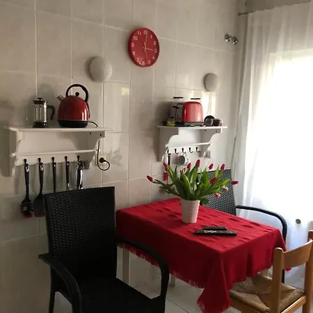 Daire Ferienwohnung Mit 2 Schlafzimmern, Ideal Fuer Handwerker, Geschaeftsreisende, Tagestouristen