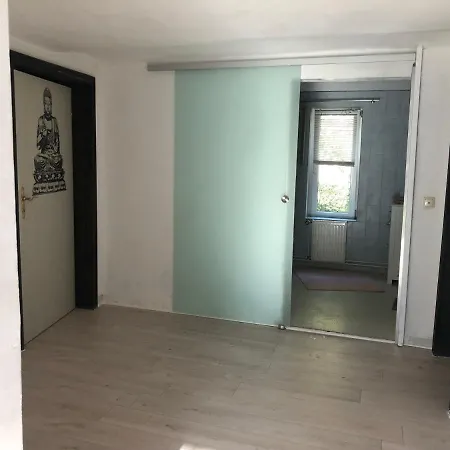 Daire Ferienwohnung Mit 2 Schlafzimmern, Ideal Fuer Handwerker, Geschaeftsreisende, Tagestouristen
